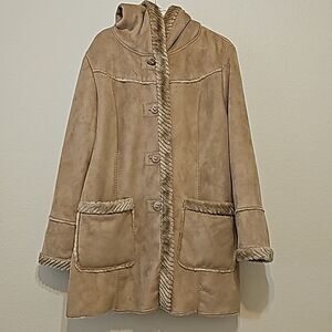 St. John's Bay Faux Fur Jacket  size XL tan color